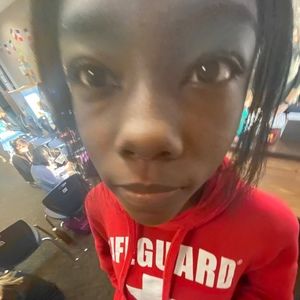 Meet your Posher, Cayla